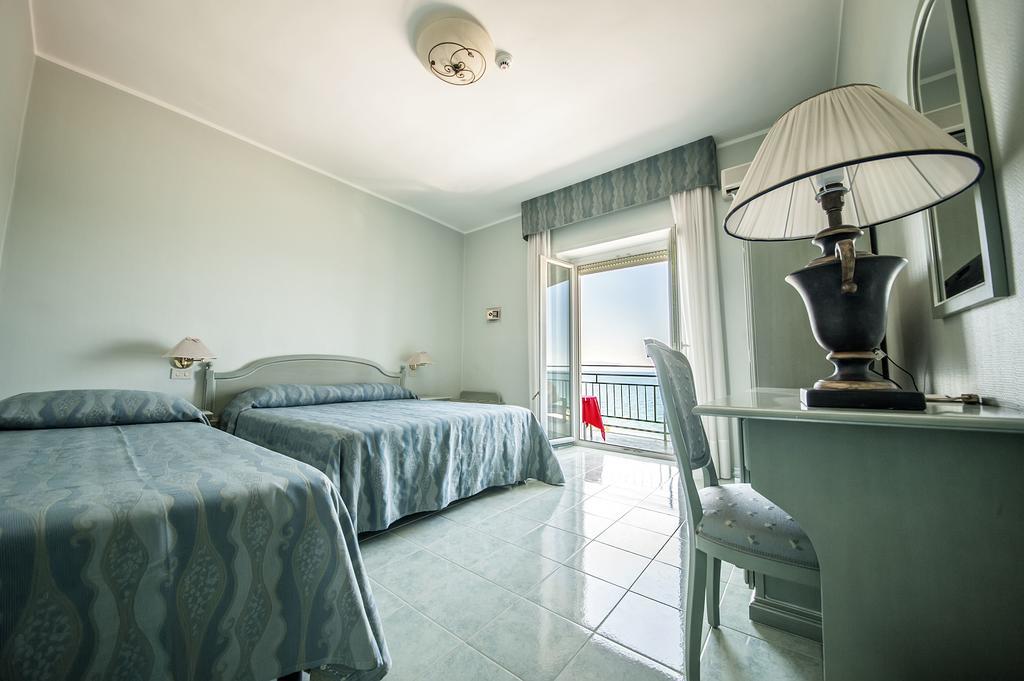 Hotel Murano Rossano Cameră foto